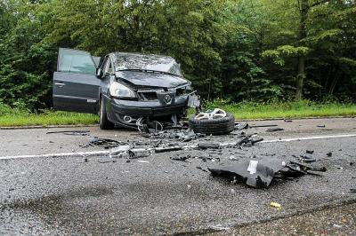 Stuttgart-Sillenbuch: Mehrere Verletzte nach Frontalzusammenstoss